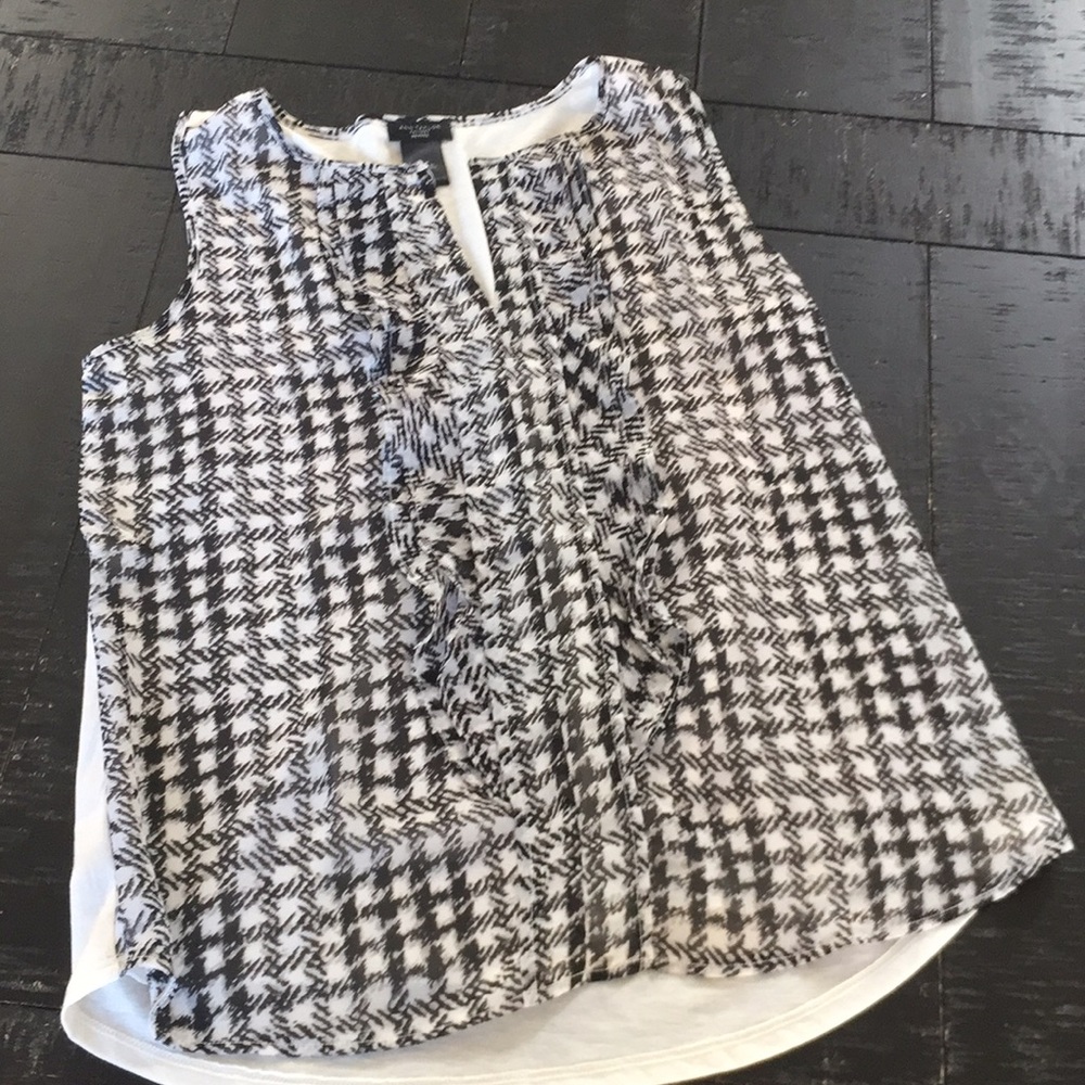 Ann Taylor Petite sleeveless shirt